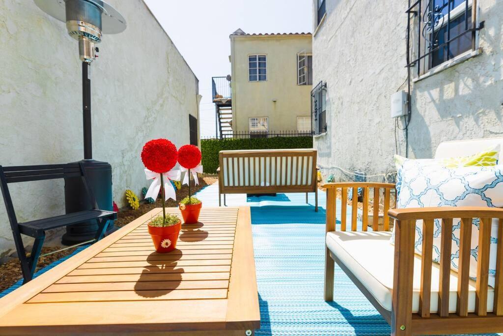 Apartment Charming La 2 Bedroom For Your Away From *